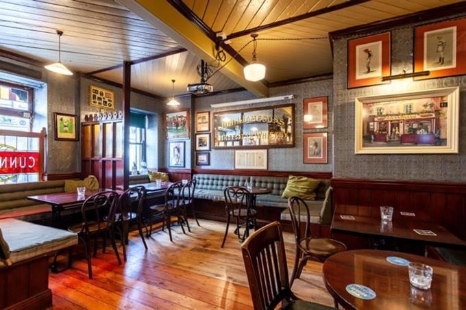 The Rooms At Cunningham'S - Adults Only Kildare Exteriör bild